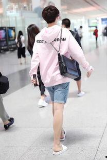 明星穿人字拖,人字拖演绎时尚新潮流