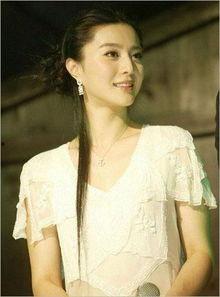 明星包包头,时尚新风尚一触即发