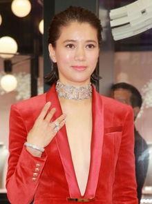 近年作死明星,一场场自我毁灭的狂欢